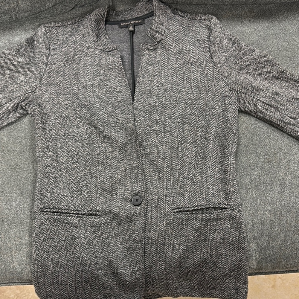 Banana Republic Women's Dark Gray Blazer - Picture 6 of 9